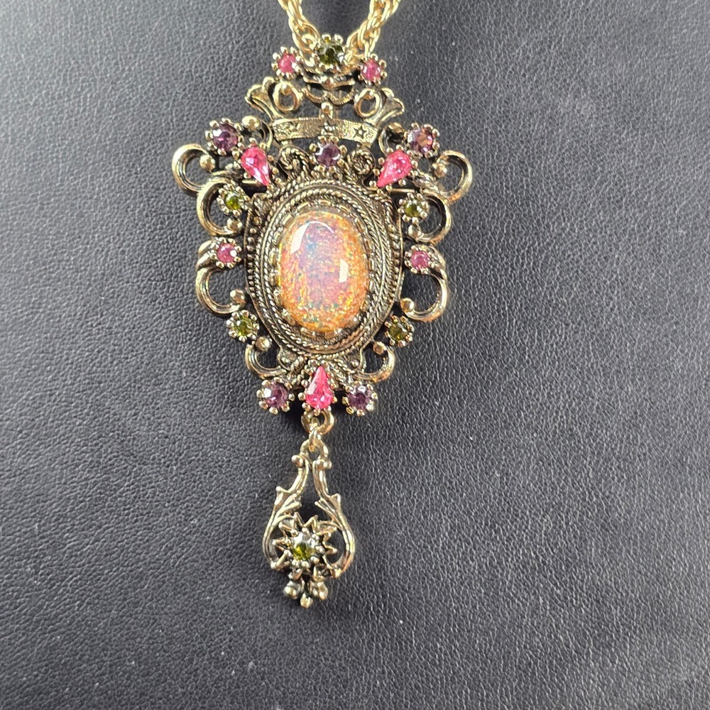 Cool Vintage Sarah Coventry Ornate Faux Opal Rhinestone Pendant Brooch Necklace